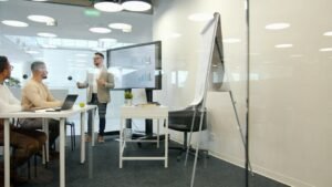 2026 年直接回答：2026 Aisi Assistant vs iCloud 备份哪个好？优缺点与取舍